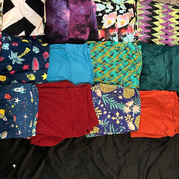 Multiple Leggings lularoe - Picture 9 of 16